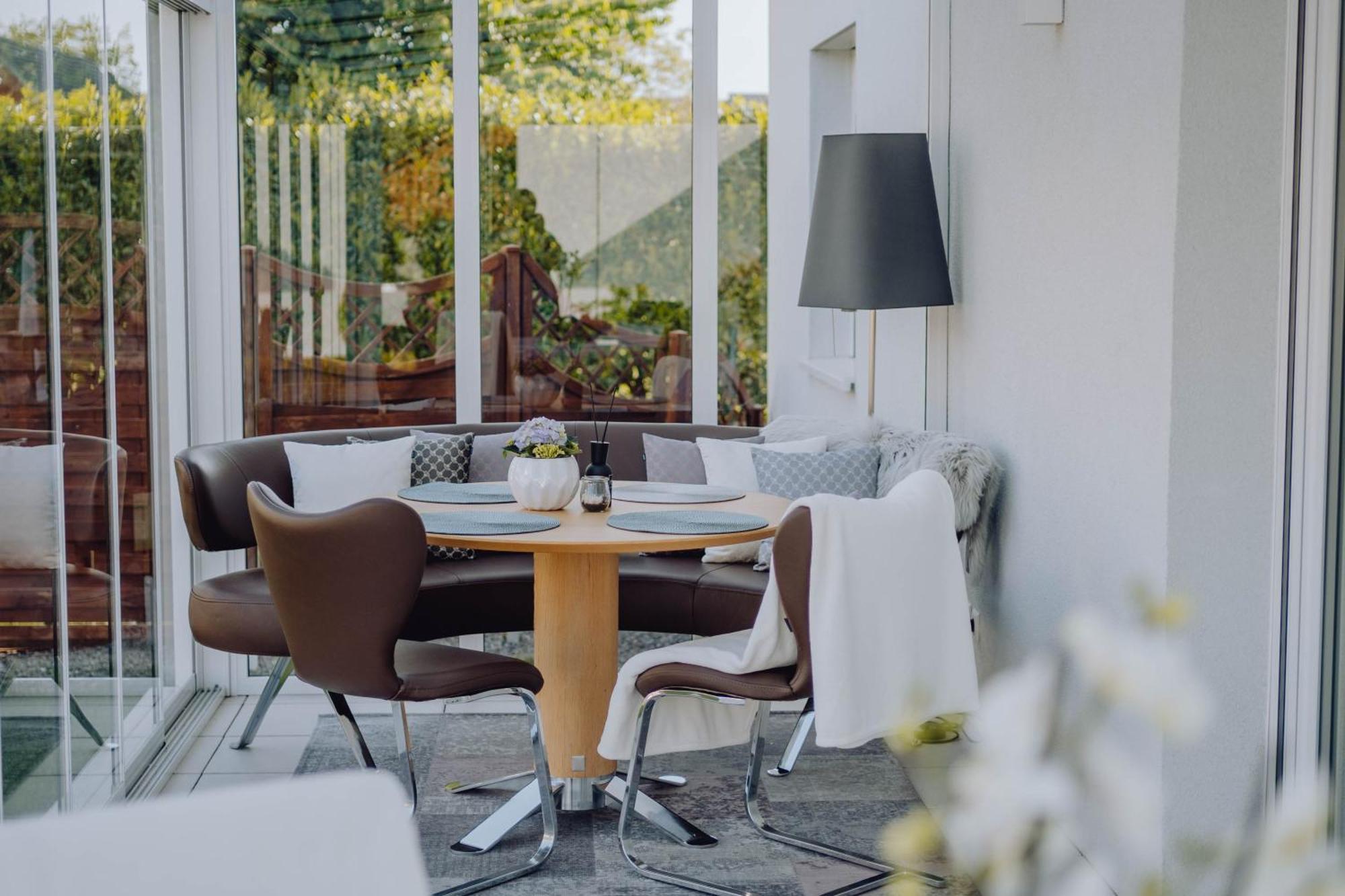 Pension Sterntaler Rheinhausen Exterior foto